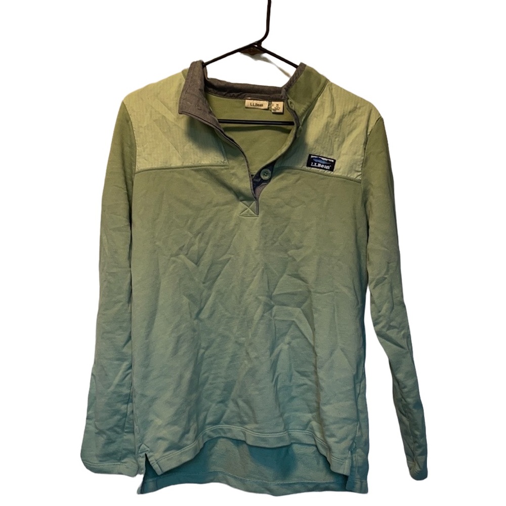 L.L. Been sage green long sleeve crew